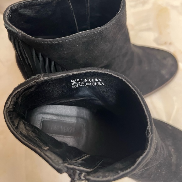Forever 21 Black Booties - Picture 6 of 9